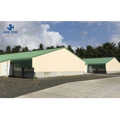 Q235Q345 الفولاذ المنخفض الكربون الطيور الحديثة المضغوطة المزرعة الدواجن الحظيرة تصميم بيت الدجاج المحمول
