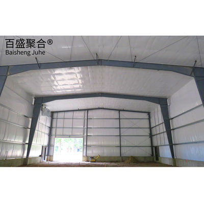 CE Prefab Horse Barns Metal Farm Buildings With Living Quarters مبنى مزرعة معدنية مع شقق معيشة