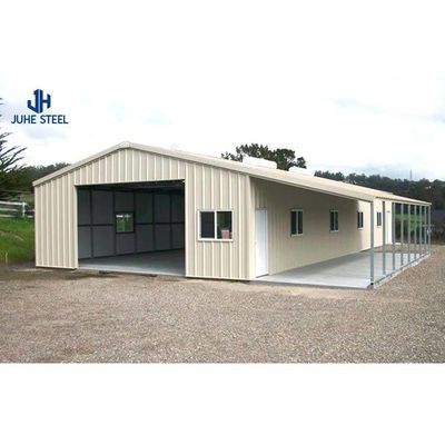 CE Prefab Horse Barns Metal Farm Buildings With Living Quarters مبنى مزرعة معدنية مع شقق معيشة