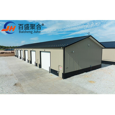 Q235 Q235B Q345 الدرجة الهيكل الفولاذي Carport لمأوى السيارة المحمولة الجاهزة